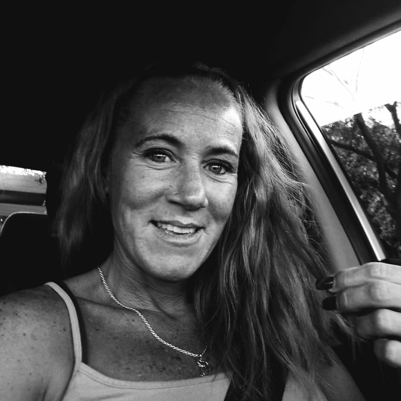 Meet your Posher, Kerry - Picture 1 of 1